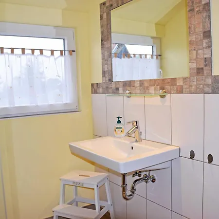 Privatunterkunft Mit Terrasse Am Heideweg Baabe